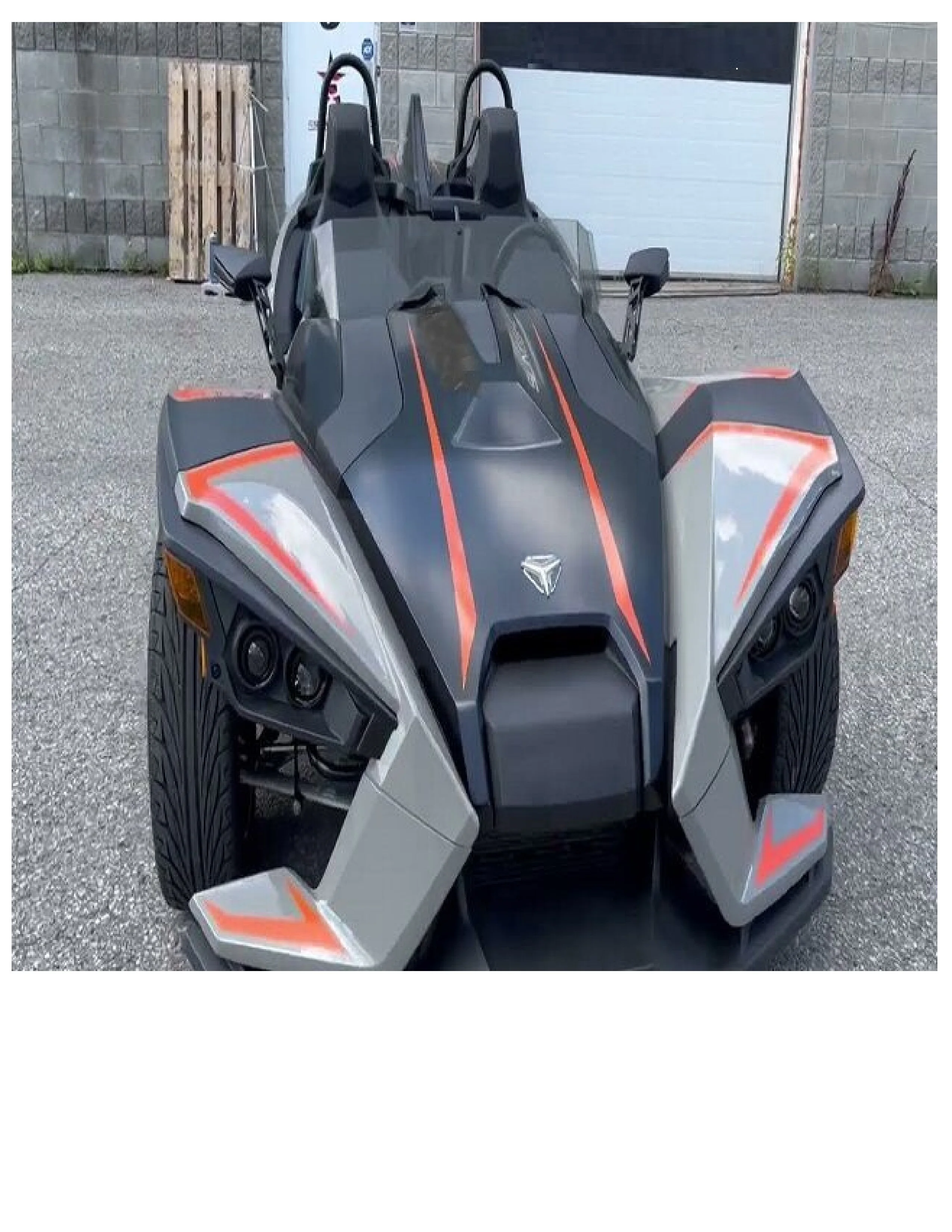 New Polars 2024 Slingsht R Manual threewheeled motorcycle