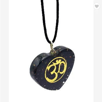 Кулон в виде сердца из шри-яньры, кулон в виде шунгита, оргонита | Кулон в виде оргона на продажу | Кулон с кристаллами оптом