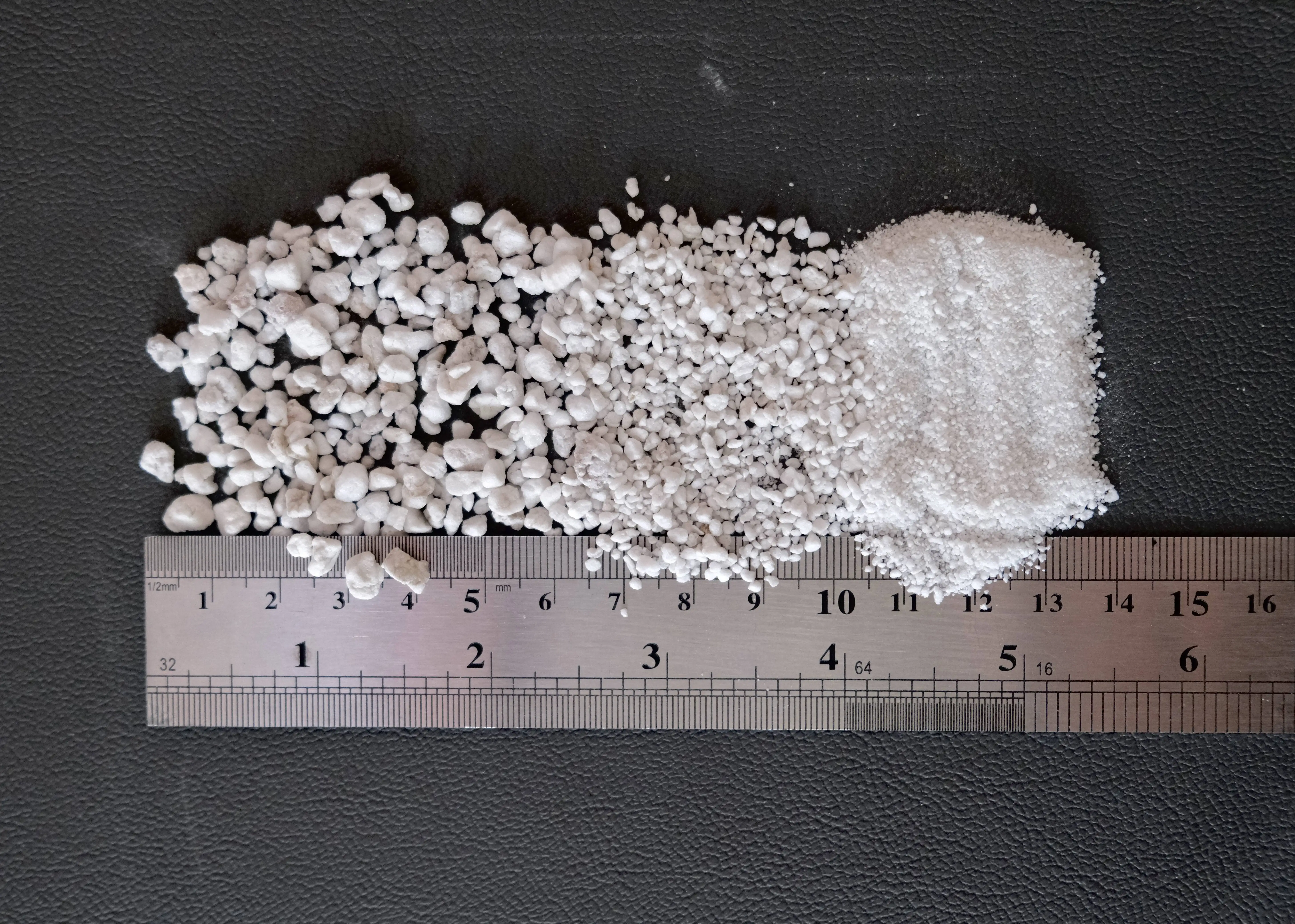 Best Quality Expanded Perlite Medium Grade Turkish Original equipment manufacturer professional use white dust-free durable