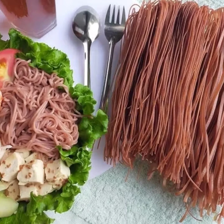 Wholesale export brown rice vermicelli gluten free/Brown rice noodle from Vietnam factory customized packaging