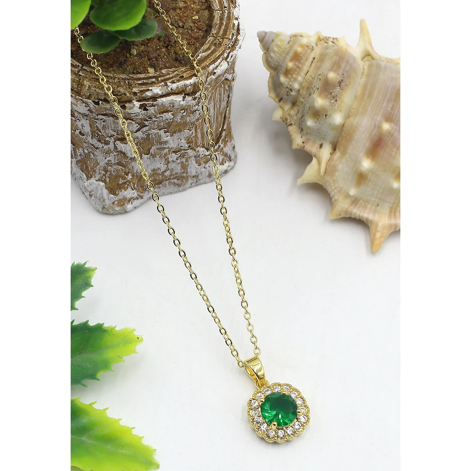 Pendant Zircon Ad Cz Stone Heart Pendant  Gold Necklace Gold plated minimal designer diamond work Revolving  with chain