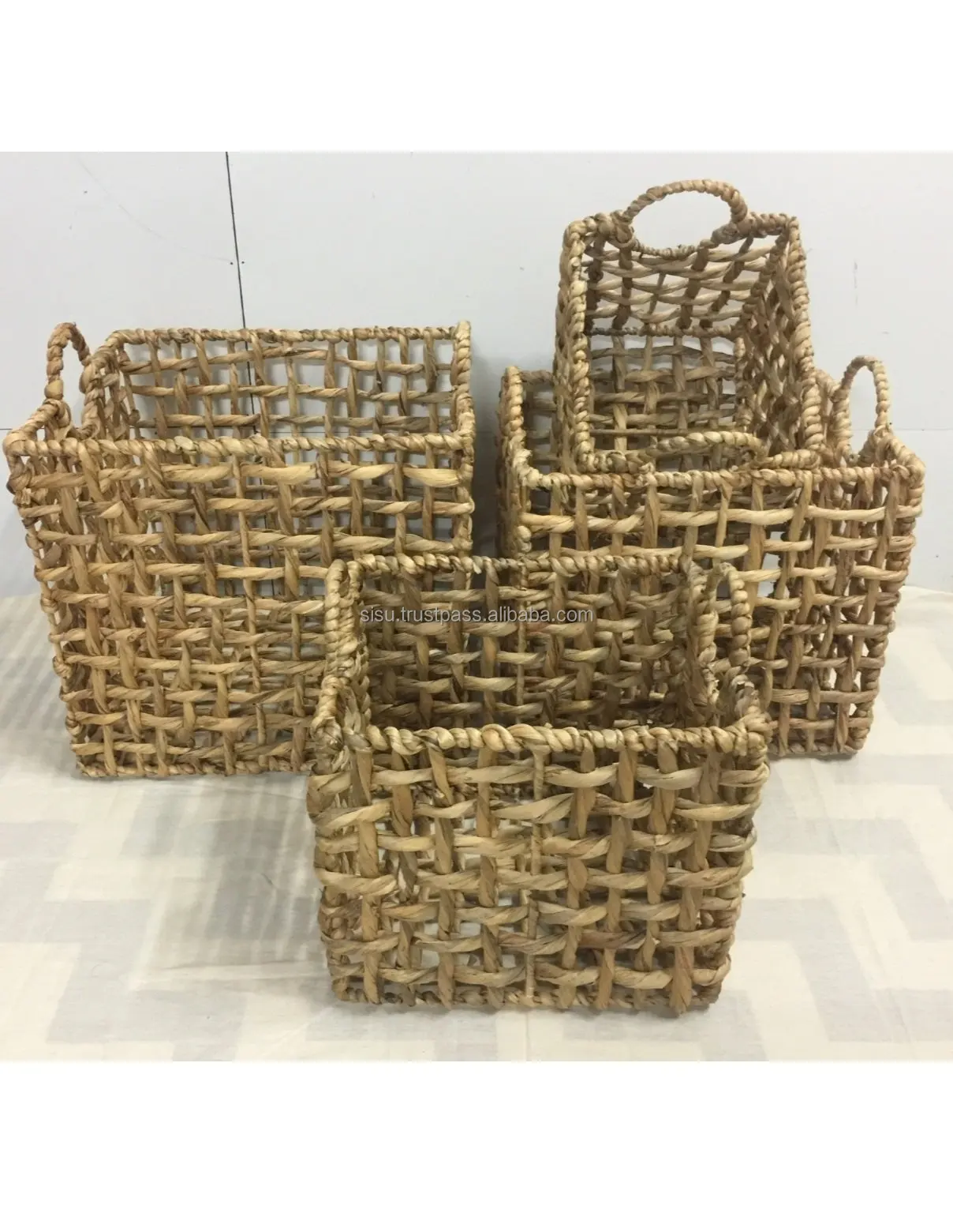 ECO-friendly Natural Seagrass Basket Loose Knitted Woven Basket Seagrass products high qualify Handwoven Storage Basket