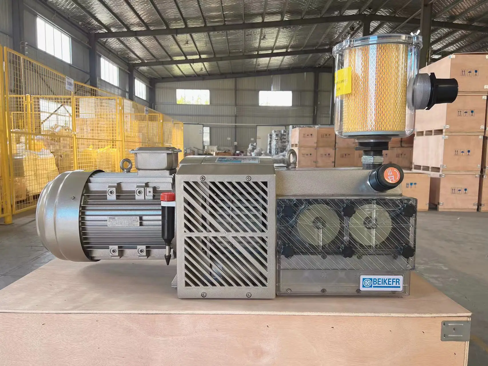 Rotary vane dry run vacuum pump air pump for printing industry and Cnc machine