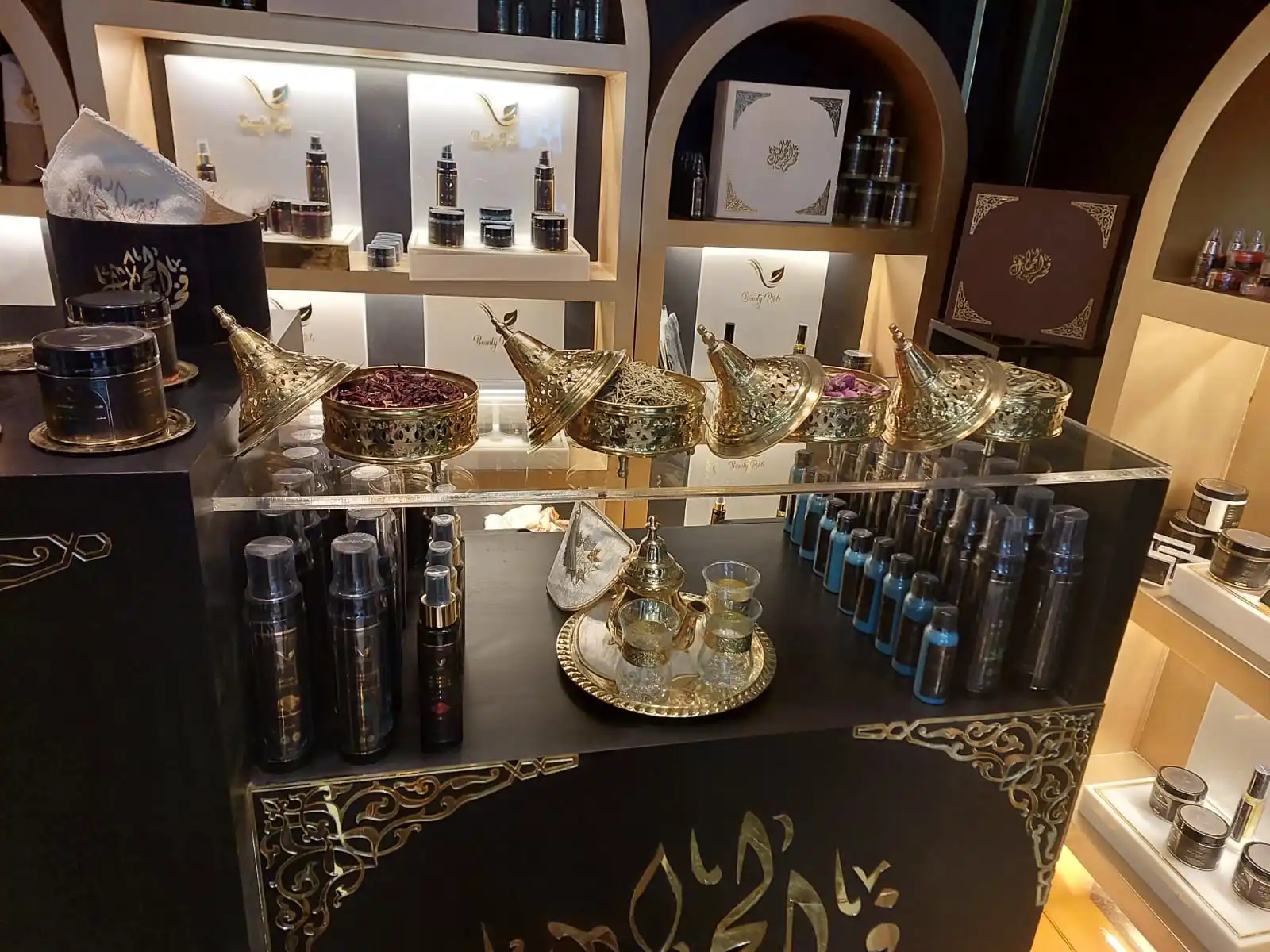 Prestigious Organic Argan Sugar Scrub  Shea Butter Honey & Cinnamon Orange Rich Formulation Softly Exfoliating Low MOQ In Bulk