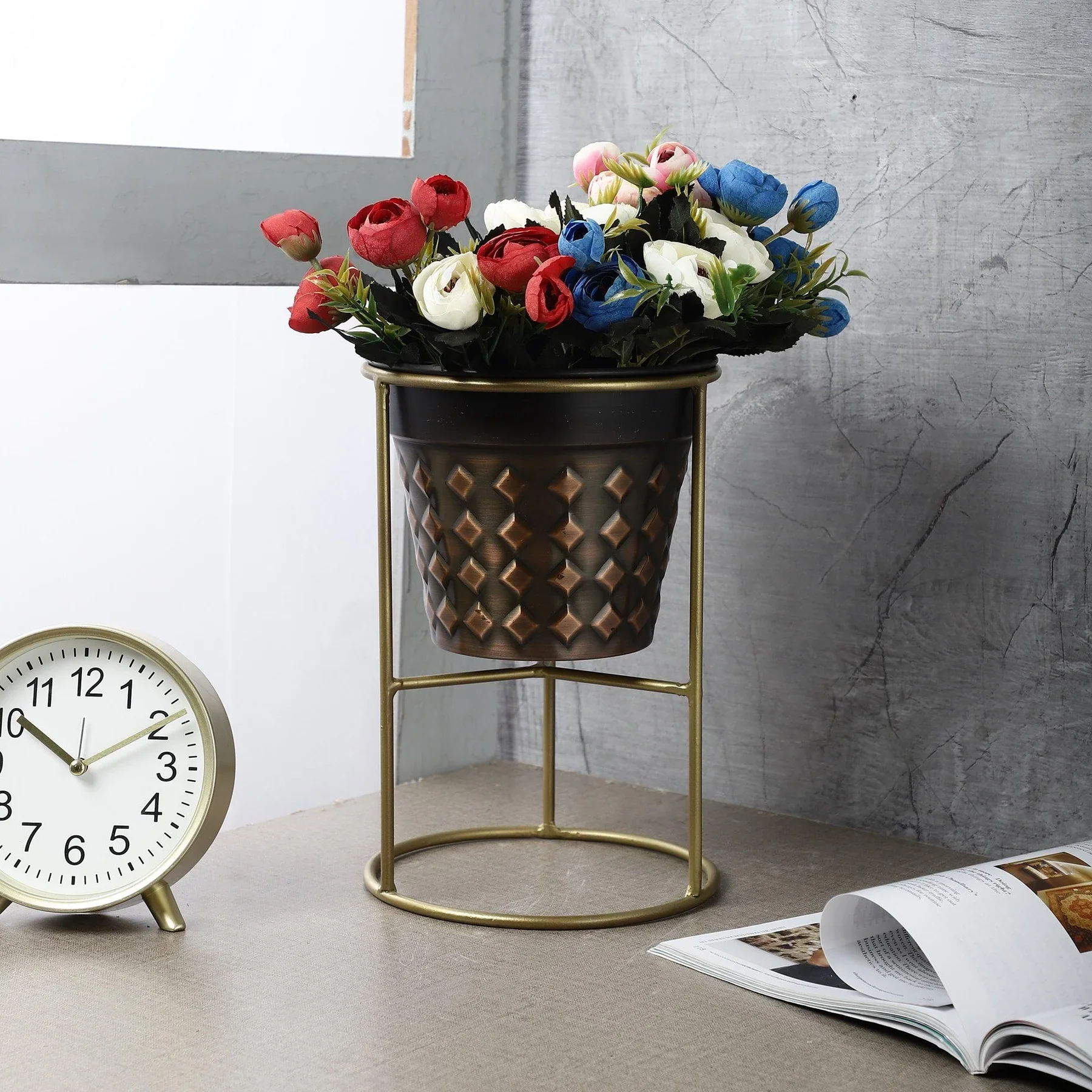 New Design METAL DIAMOND PLANTER WITH STAND Pots for  Planter  Flower with