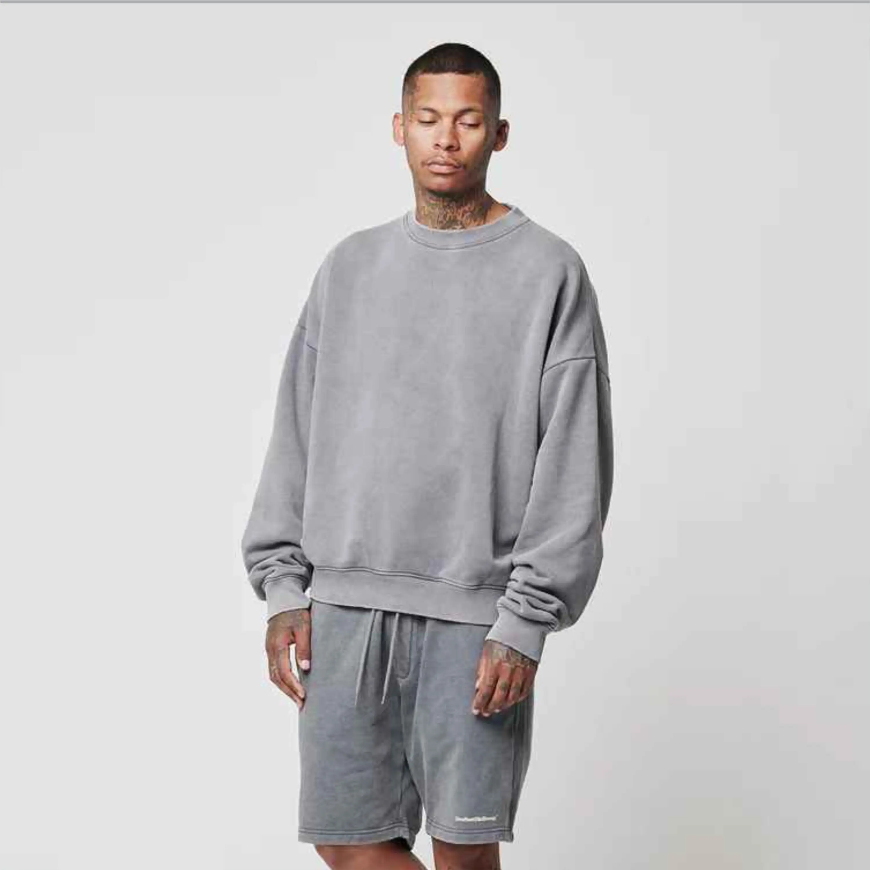 OEM High Quality Oversized Heavyweight Breathable Warm Knit Sweater Lambswool Wool Mens Sweaters Mens Crew Neck Sweaters