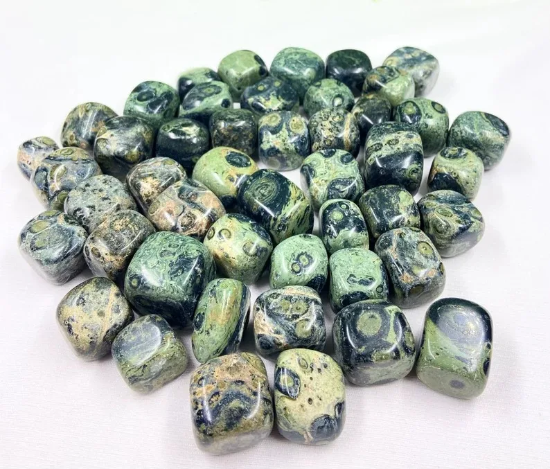 Factory Price Natural Green Kambaba Jasper Tumbled Stone Polished Healing Crystal Tumbles Reiki Charged Metaphysical Stone