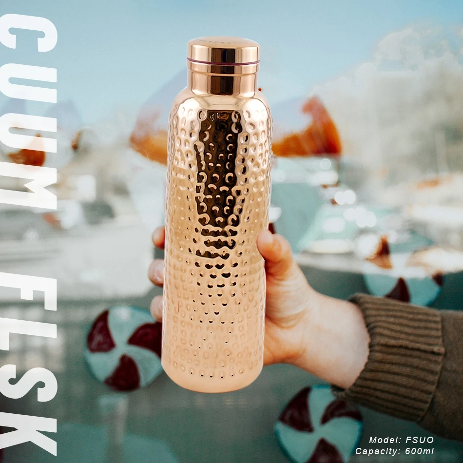 Спортивная бутылка для воды с двойными стенками
