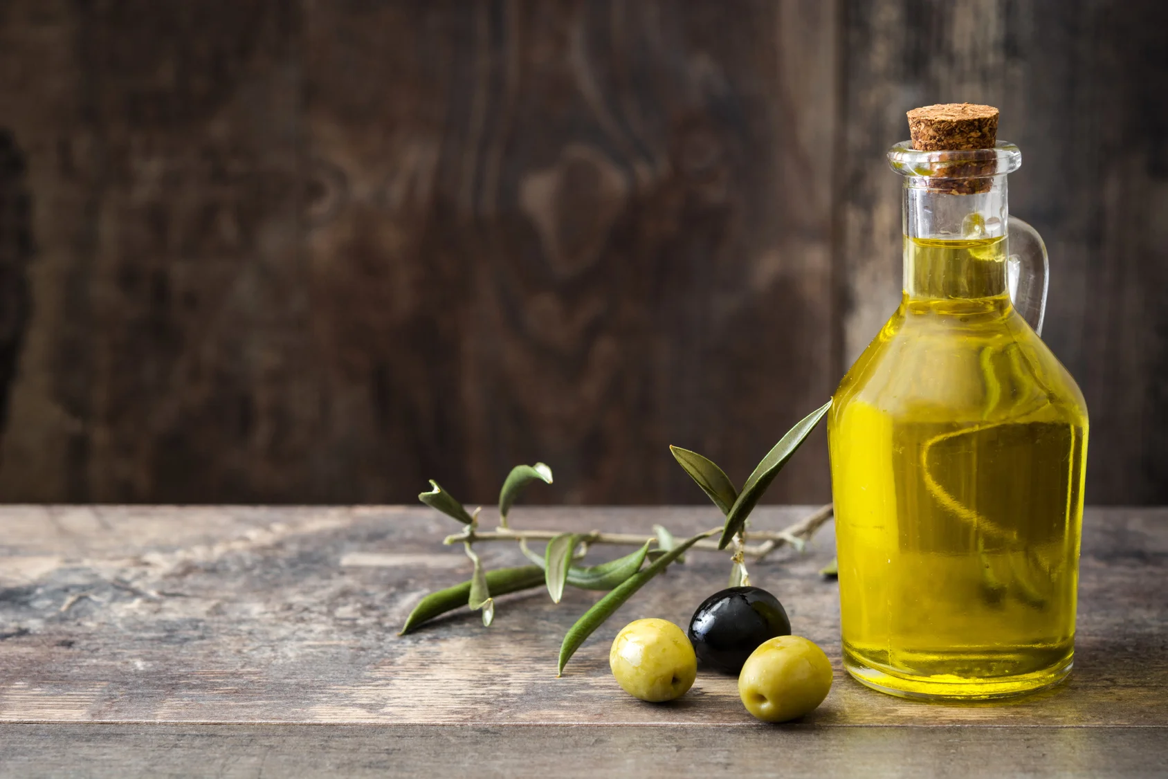 Made in Italy italian extra virgin olive oil organic in bottle 1lt whosale price without dyes and preservatives