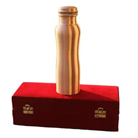 Classic Elegant Look Simple Curve Bottle Shape Fine Quality Copper Water Bottle Perfect For Office School Gym Use Copper Bottle