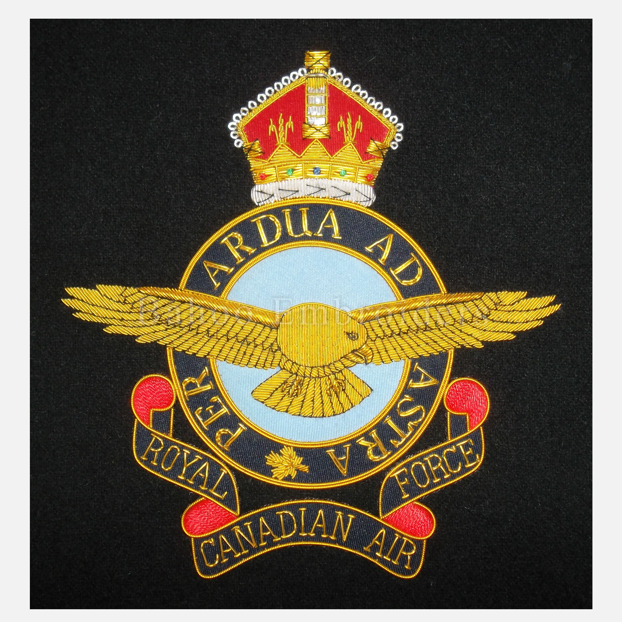 ROYAL EAGLE BADGE IN GOLD PER ARDUA AD ASTRA