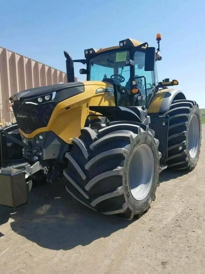 TDER Agricultural Machine Equipment 4 cylinder engine 50hp 60hp 70hp 80hp Tractor with cabin