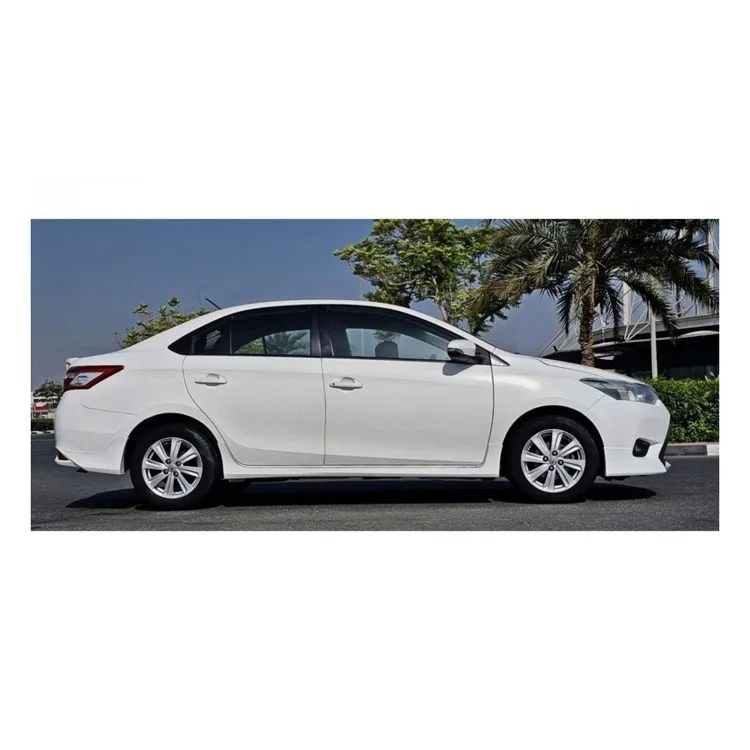 Used Car ToyotA YARIS GR 1.5L Chime Made in JAPAN 09/2019 Red Wholesale Good Quality Cars Used ToyotA