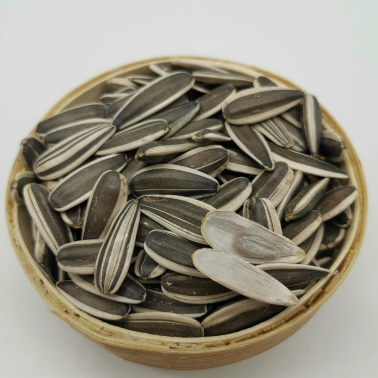Black sunflower seeds High Quality New Crop Sunflower Seeds Raw Sunflower Seed For Oil Natural Wholesale Human Consumption