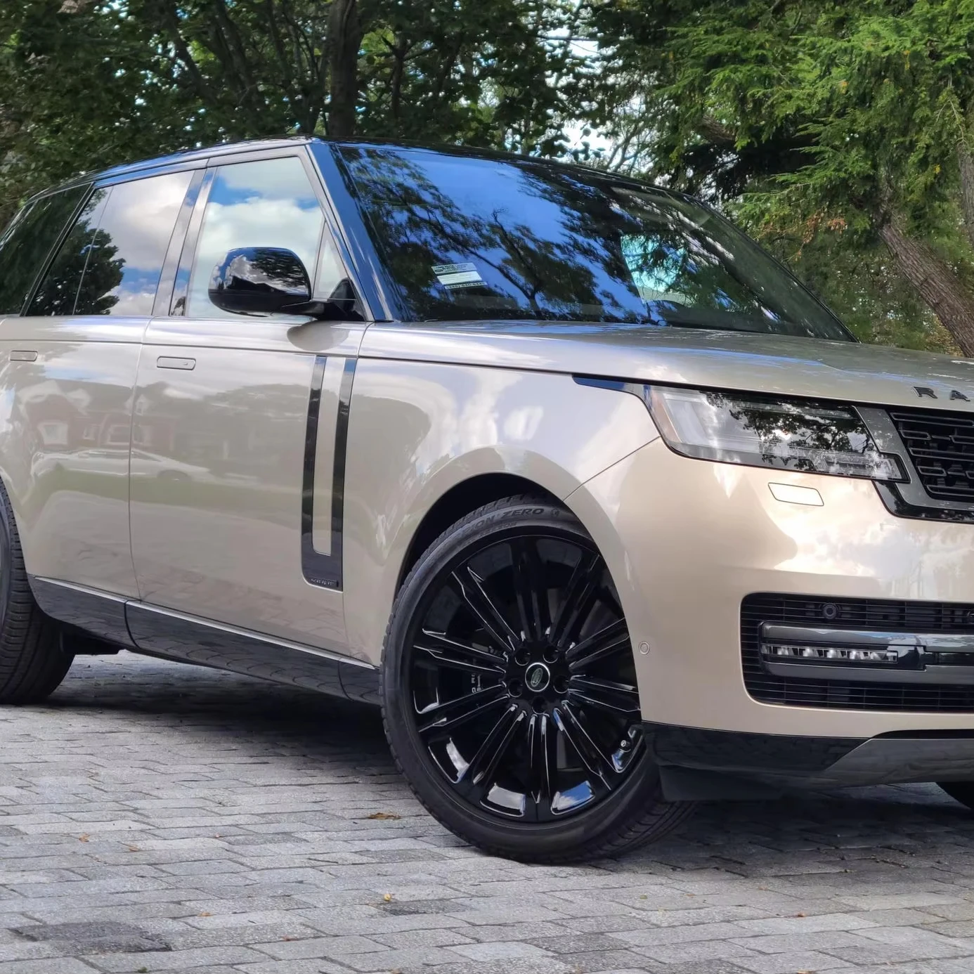 2023 Range Rover SE 395 л.с. с турбонаддувом и наддувом 6-цилиндровый AWD хорошо оборудованный для продажи