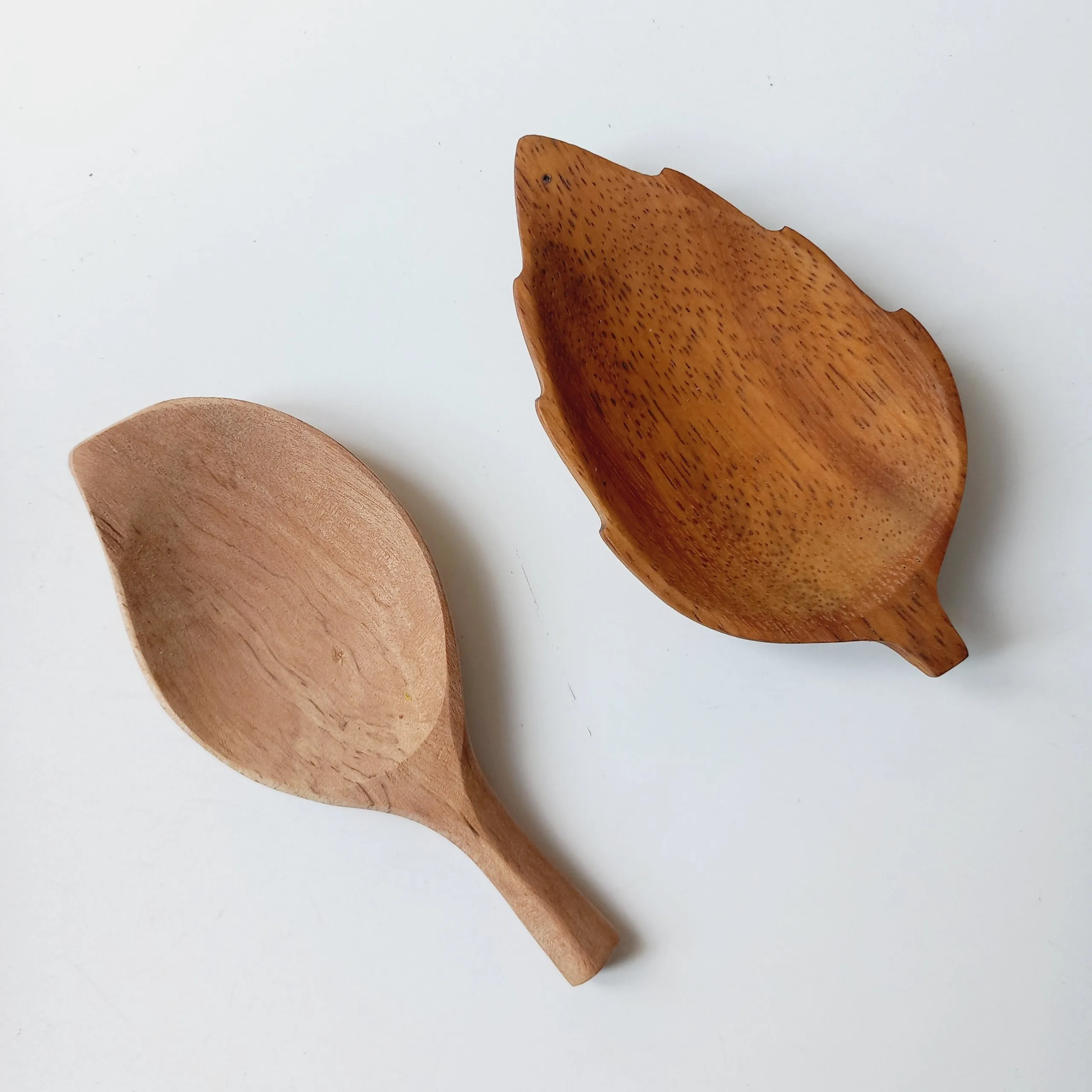 Wooden Leaf Shape Small Mini Spice Plate Dish Tray Service Dessert Creative Unique Wholesale Classic Made In Vietnam Vitrapro