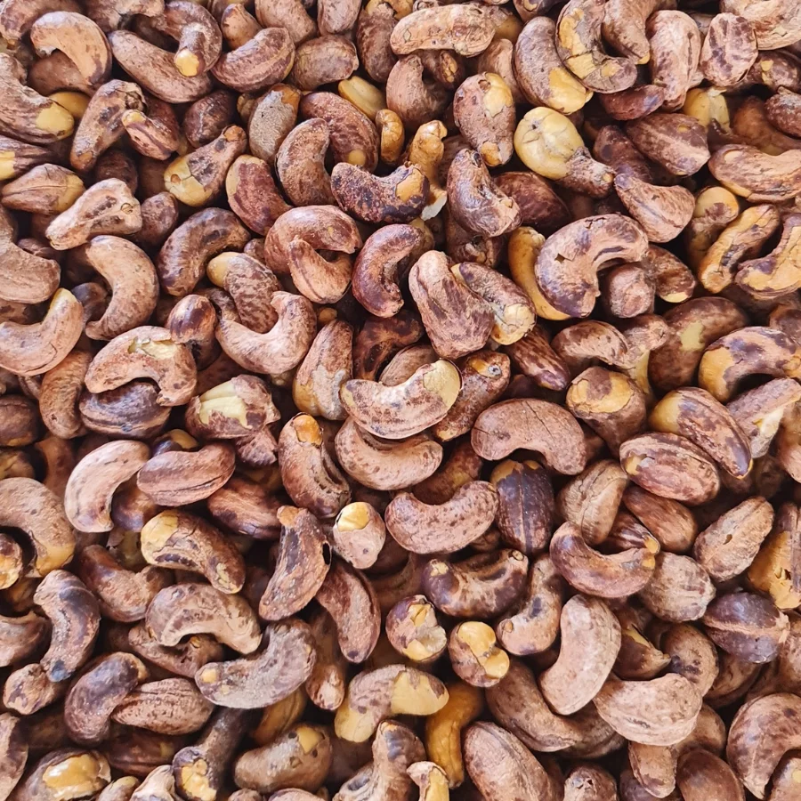 Wholesales New Price 2023 High Quality Cashew Nuts Roasted Salted Cashew Nut With Shell From Viet Nam