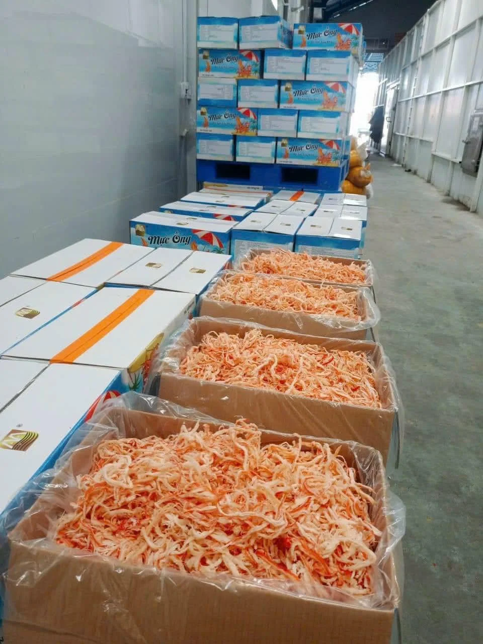ADD to YOUR SNACK  Dried Shredded Squid  Strips Steamed With Coconut Water SEAFOOD 2024 FROM VIETNAM +84 767 550 132