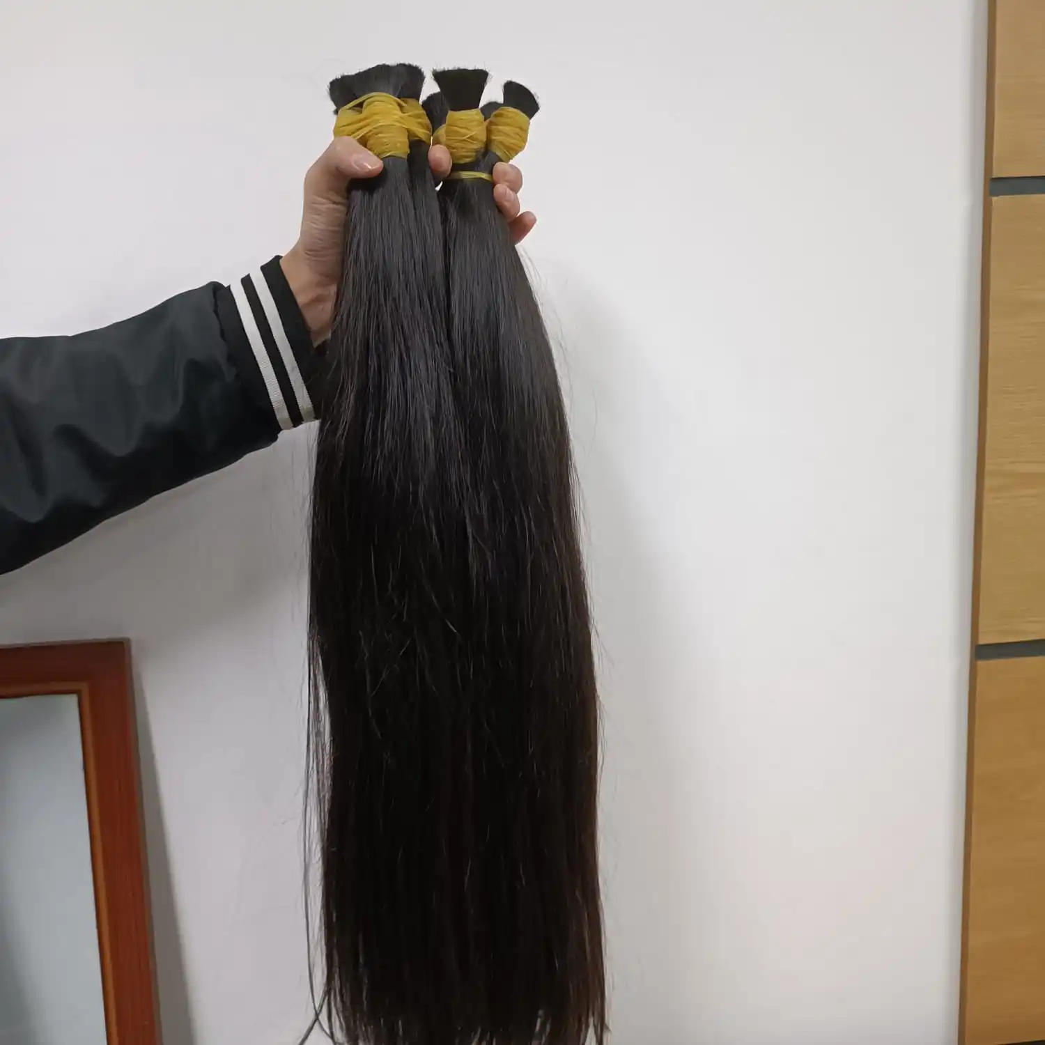 Double Drawn Straight Bulk Hair 100 Virgin Hair No Chemicals No Shedding No Tangle Made In Vietnam Full Color Hair Genius Weft