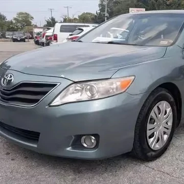 Используется 2011 Toyota Camry LE Super Clean