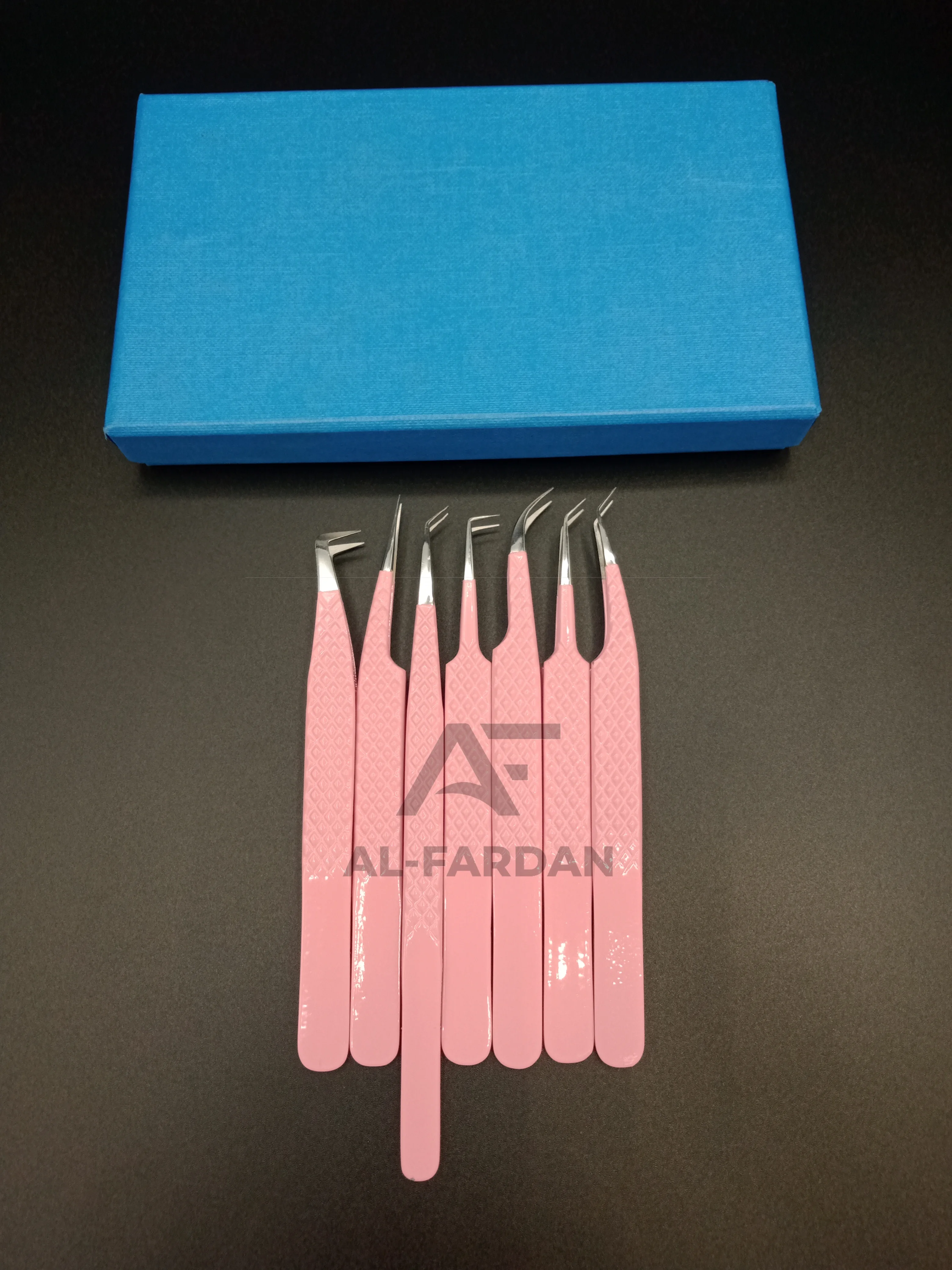 Пинцет для ресниц