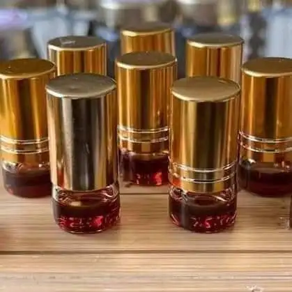 Viet Nam Oud древесное эфирное масло (HP-ON2)