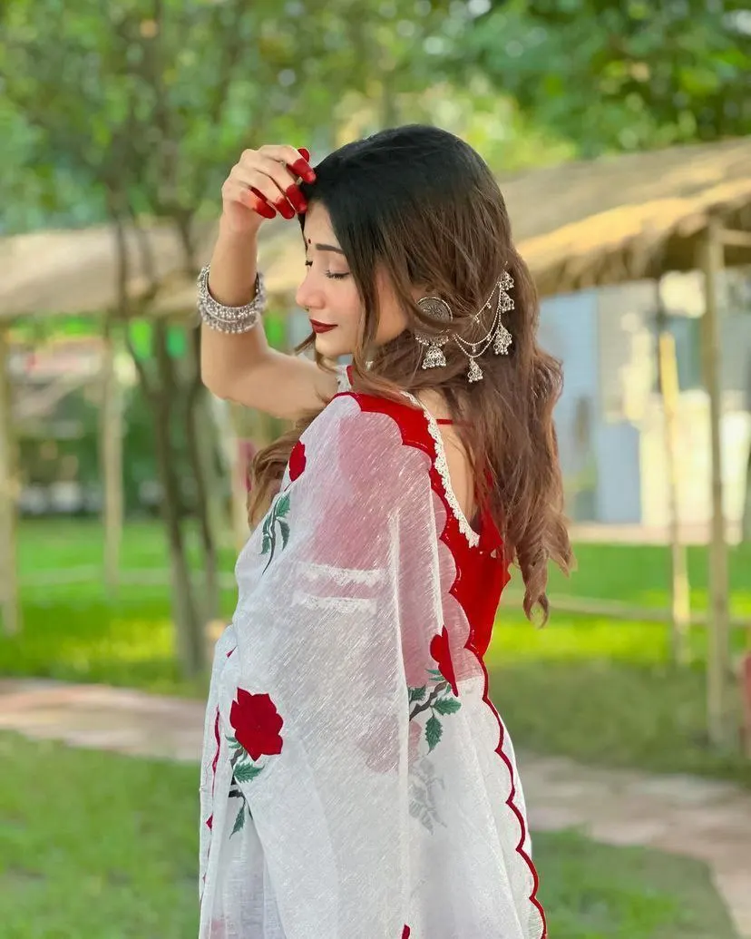 Top Quality Attractive Best Silk Fancy Embroidery Stone Work Chanderi cotton saree for Women and girls Affordable Rate