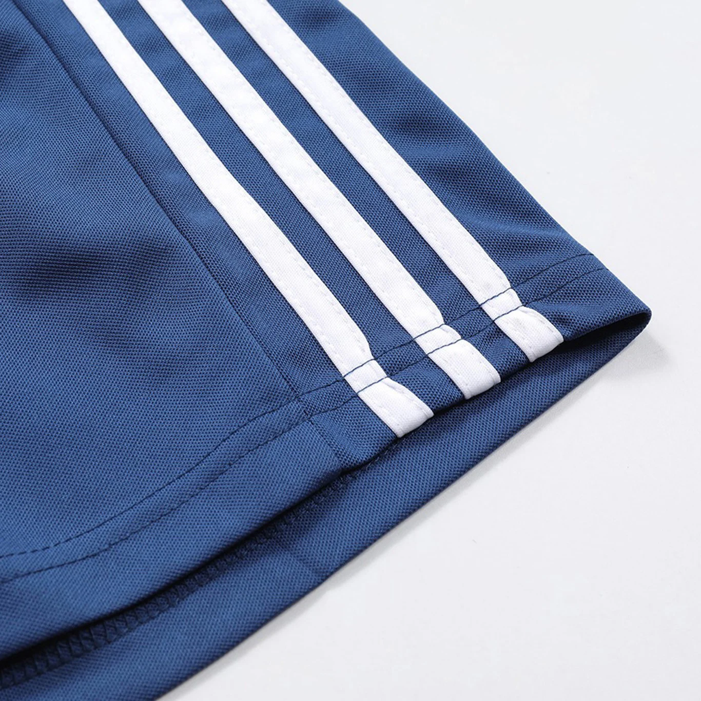 Unisex Polyester Soccer Uniform Set Quick Dry Training Clothes Adults Children High Quality Green Football Team Jersey Custom