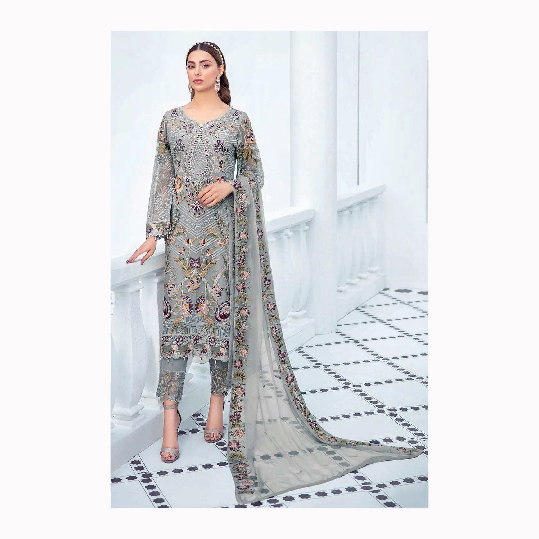 Fashion wholesale wedding dress v neck Lace Half Sleeves Long Beach pakistani wedding dresses bridal woman dress wedding