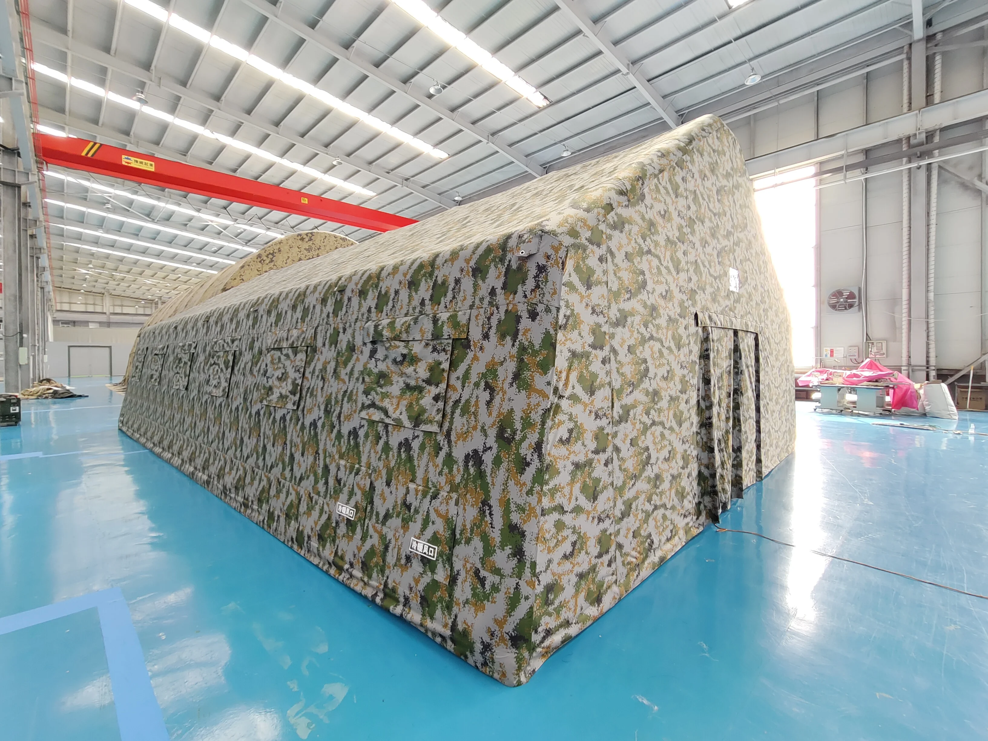 Free design Custom Green Large Canvas Cotton tarpaulin Camping Medical Inflatable disaster relief Tents