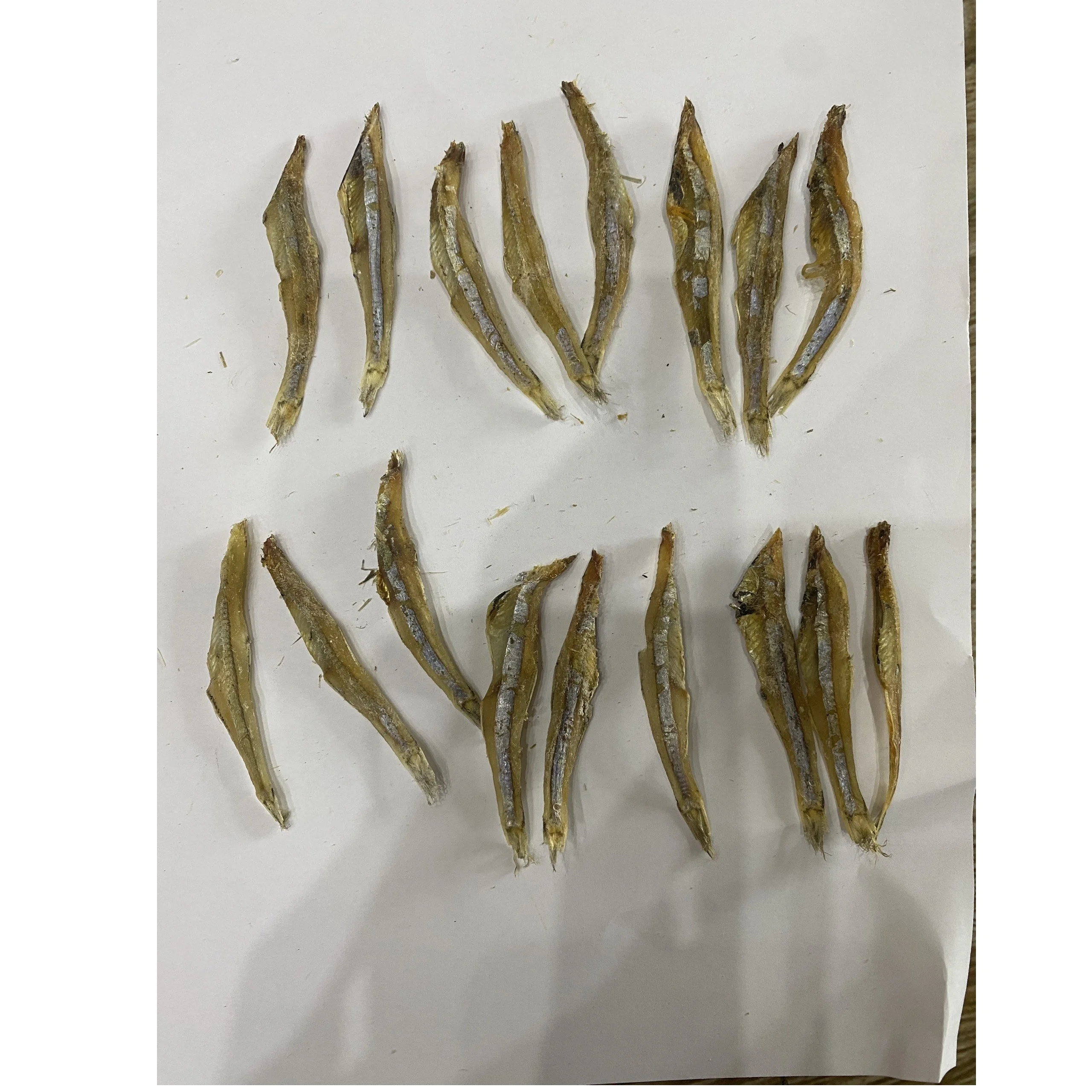 Best Price Super Delicious 24-Month Shelf Life Raw Dried Anchovy Seafood Snacks Headless Fried Fish Crispy Texture Packaged Bulk