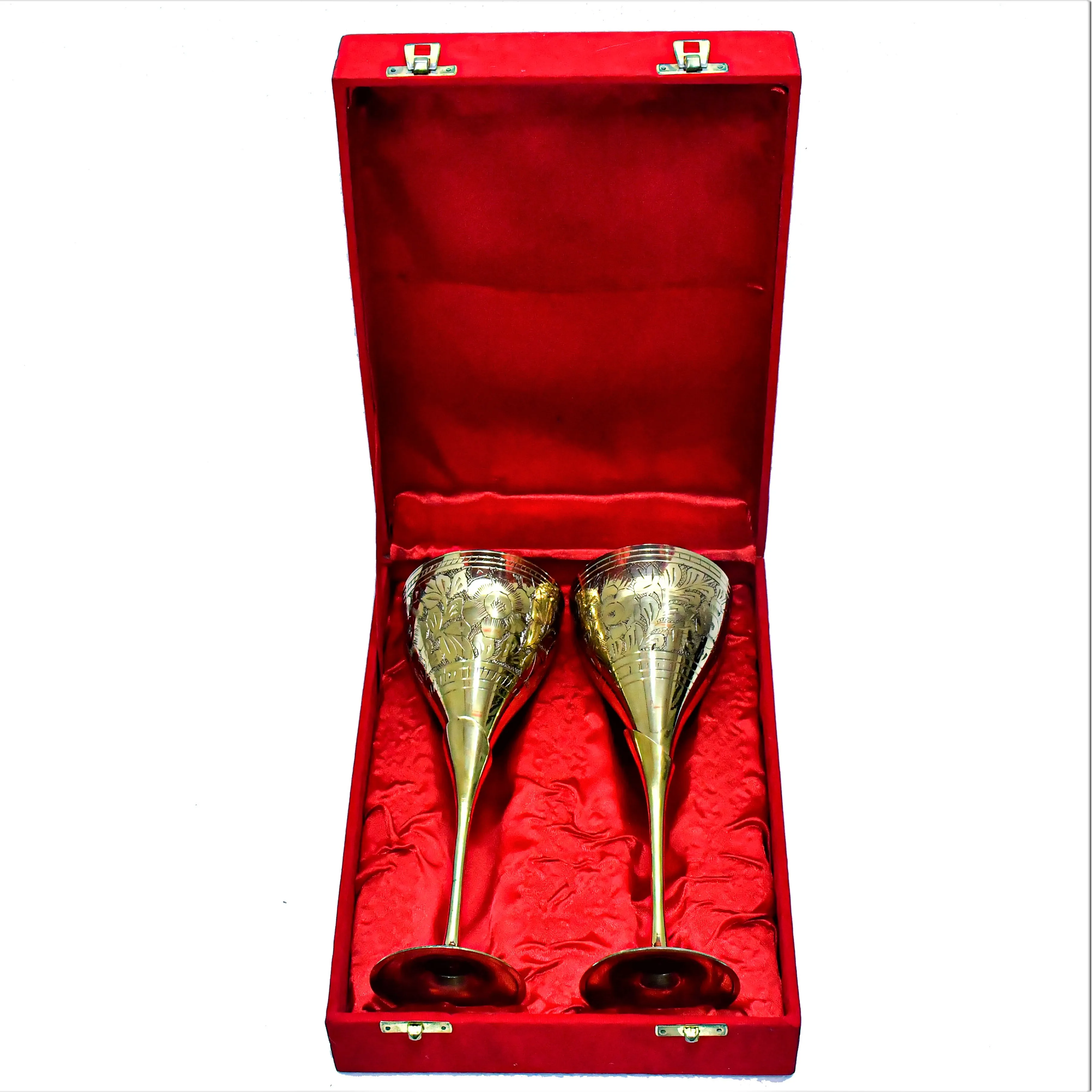 New Design High Quality Wine Goblet Solid Brass Embossed Royal Wine Cup Handmade Goblet Decor Chalice for Church