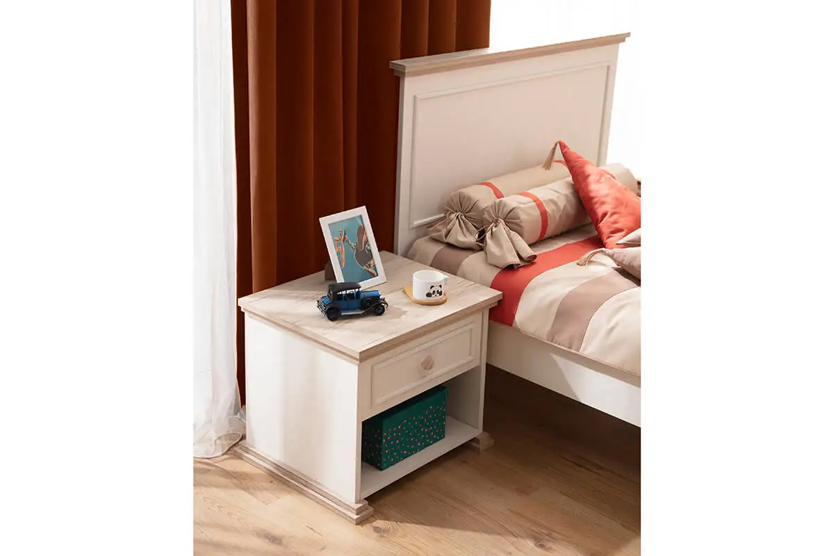 Wholesale Price Cheap Kids Chiavari Chairs for Party Rental Pink Clear White Blue Set Cross China Packing Pcs (ider Latte)