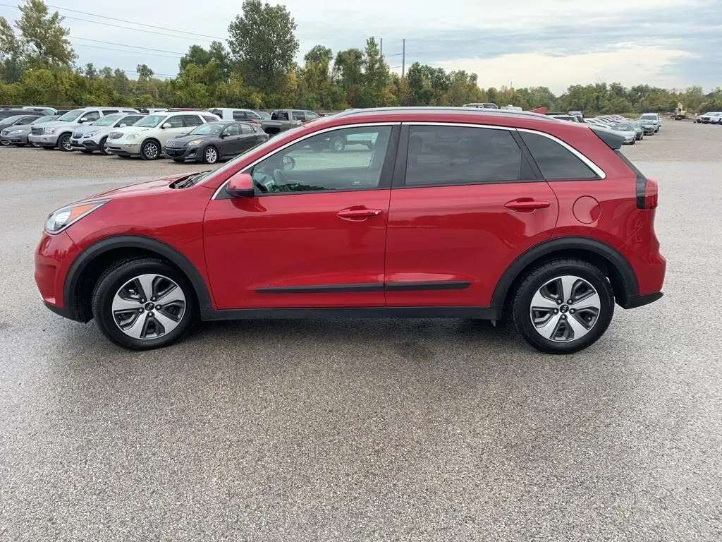 USED CAR K IA NIRO LX   LHD