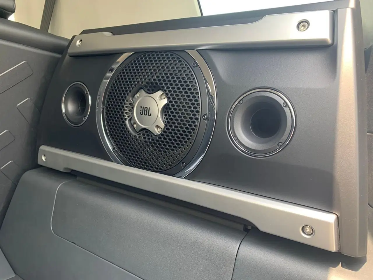 2022 TO YOTA FJ CRUISER