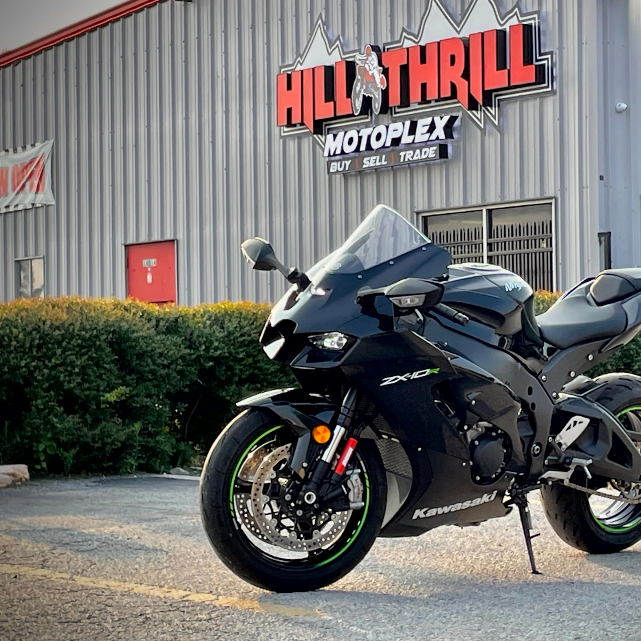 Hot Selling 2021Kawaasaki NINJA  ZX 10R Superbike Motorcycle for Sale 250cc All Available Off-road Motorcycle