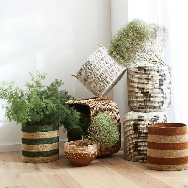 Latest Collection Wicker Seagrass Woven Baskets Hand Weaving Pots Planters Wholesale Home Storage Organization Made In Vietnam