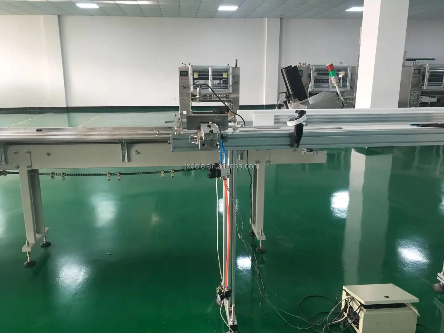 High Speed Automatic Portable Baby Wet Tissue Wiping Towel Folding Making Machine Wet Towel Production Line