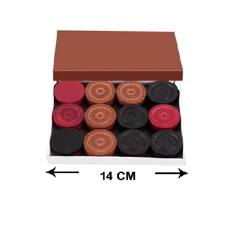 Деревянный набор Carrom для мужчин лучшего качества 24 шт. монета разных цветов с бойцом игроков доступная по разумной цене в Индии