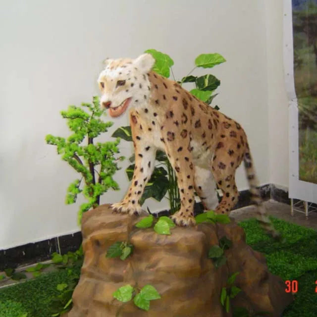 Modern Outdoor Statue Giraffe Garden Statue