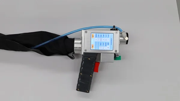 Best supplier of Cheap Original portable 1000w laser cleaning Fiber laser rust removal machine