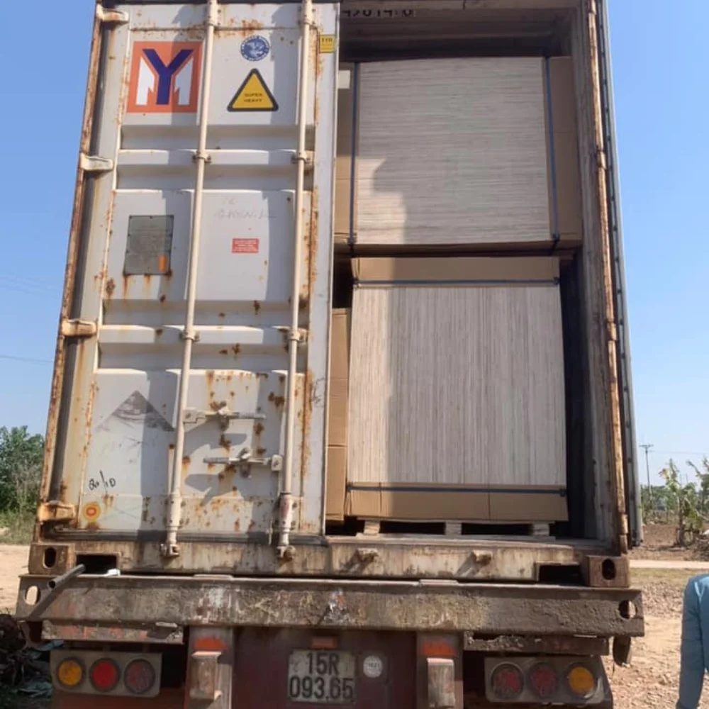 Unfinished Rectangular Wood Boards ARACIA WOOD PEELED BOARD from Viet Nam