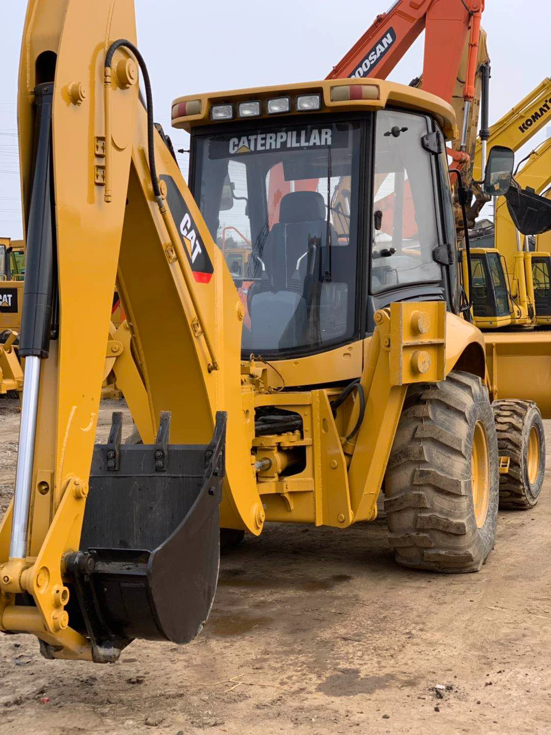 CAT 416E for sale, Caterpillar used backhoe loader in China 416 420 excavator multiple units for big construction companies