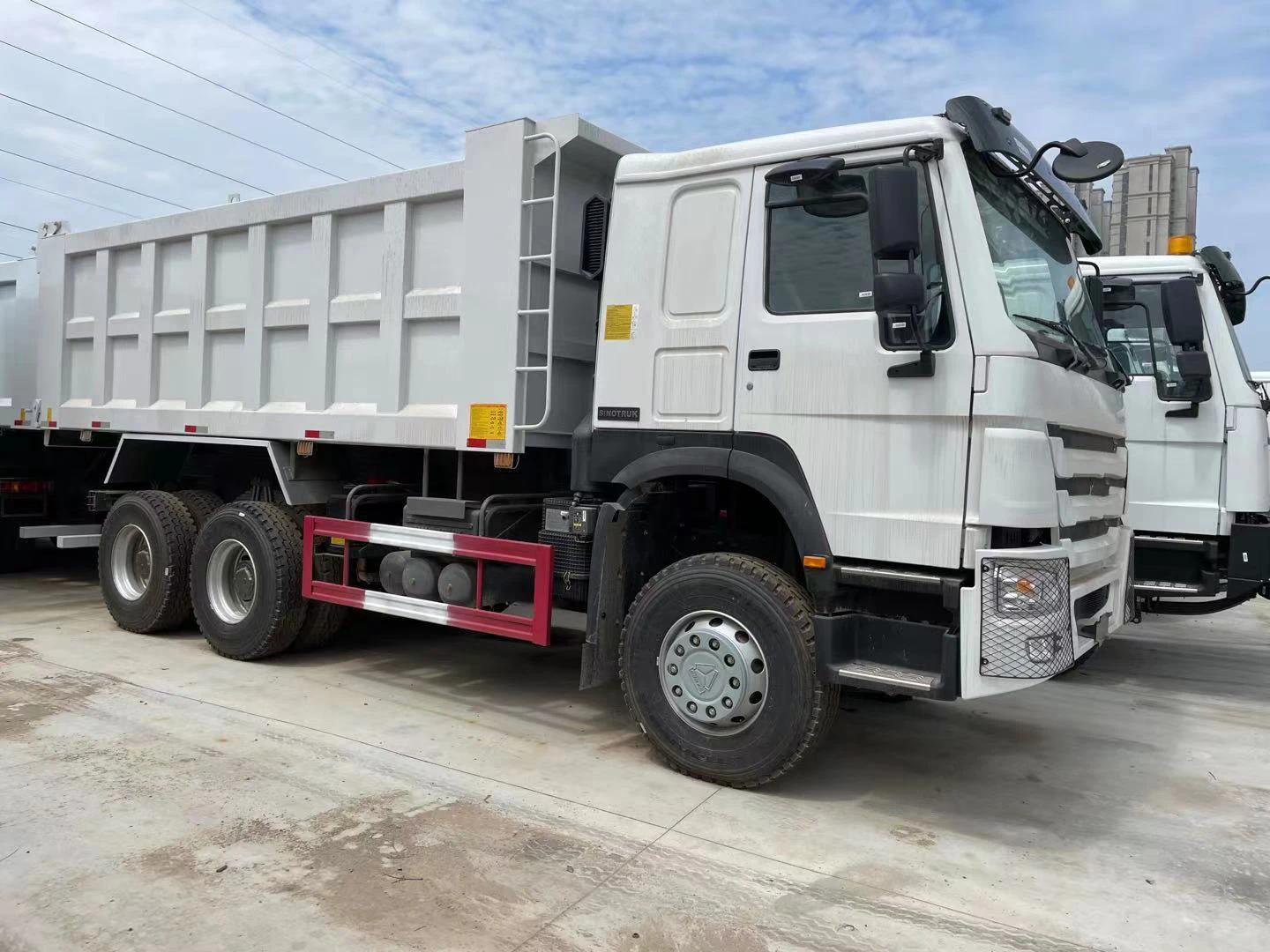 SINOTRUK HOWO 6x4 самосвал дизельный тяжелый грузовик LHD Рулевое управление