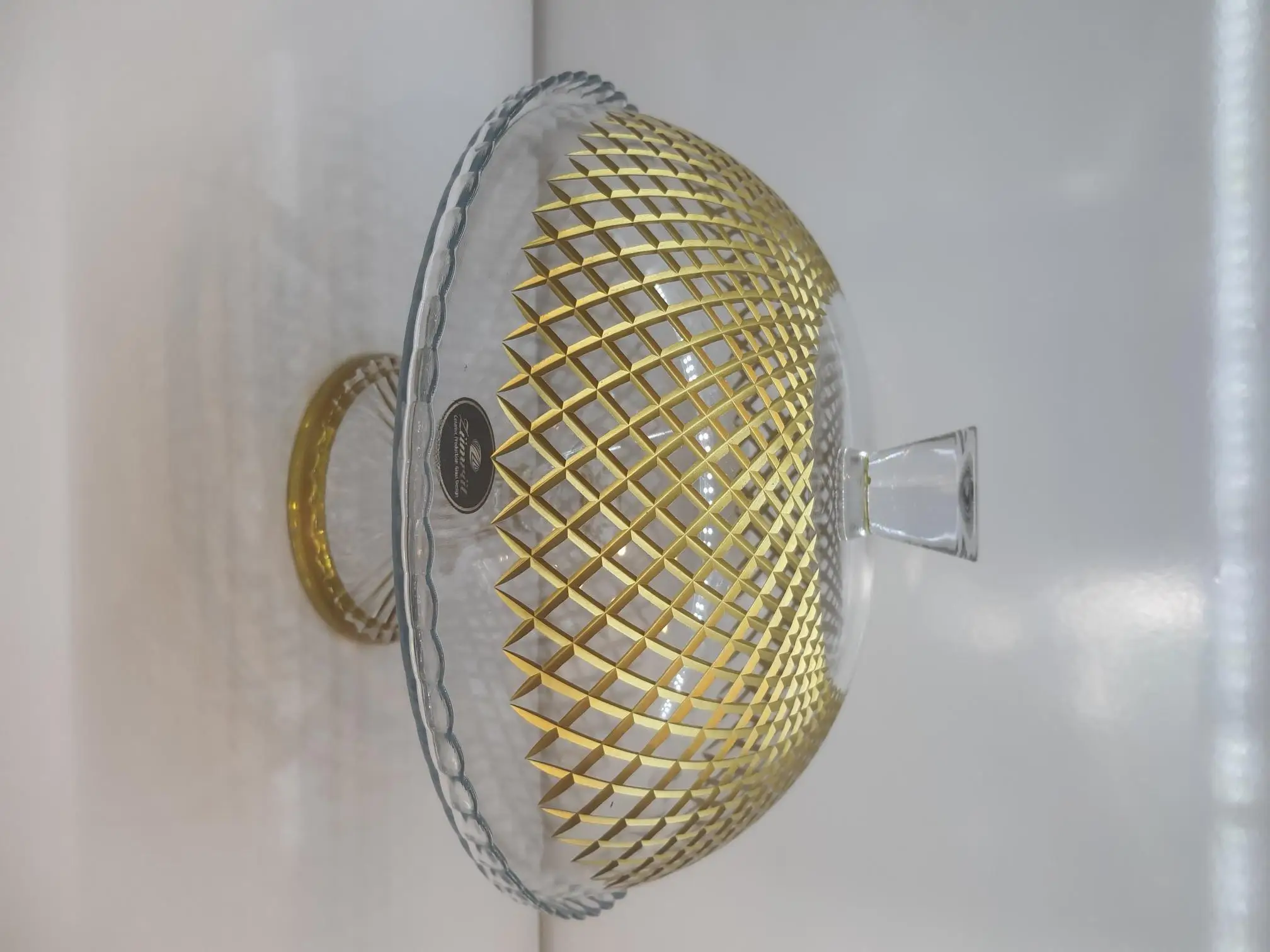 quality Cake Serving Plate with Glass Cover Wholesale Cake Stand Charger Plates Set for Wedding Birthday Customs Tableware 2024