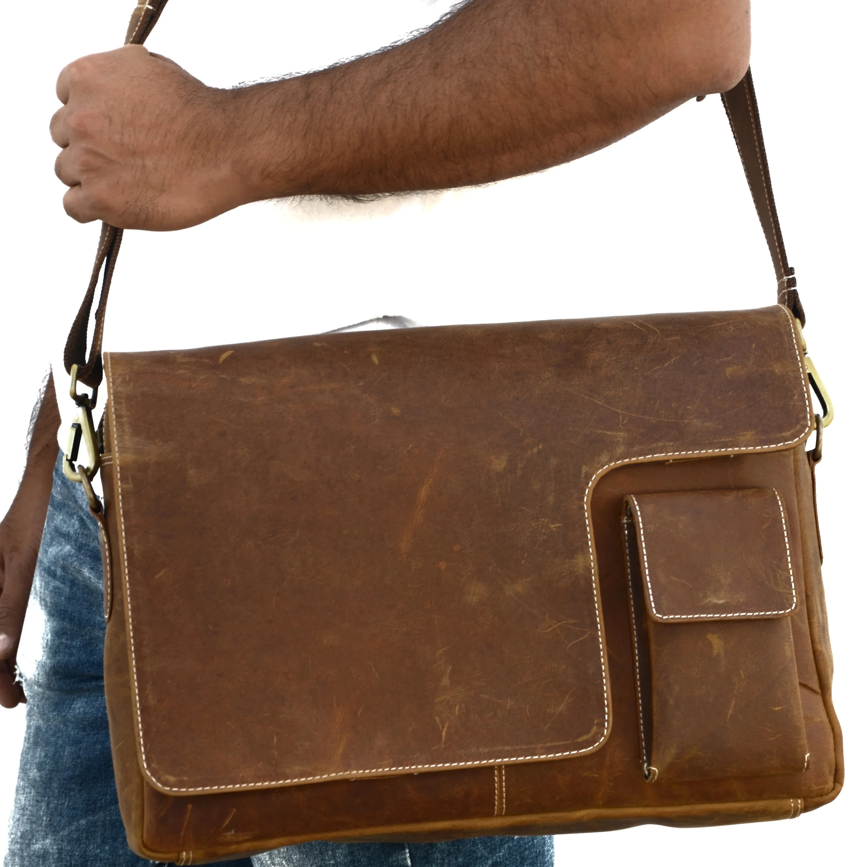 Hunter Leather Messenger Bag for Men Customization Available Bag Adjustable Shoulder Strap Multiple Pockets for Office