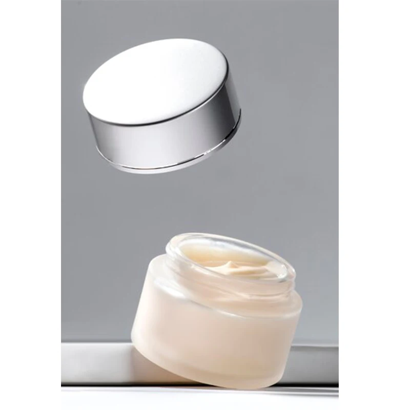 Hottest Selling 50ml Exfoliating Foot Cream Crafted To Nourish and Refresh Dry Feet and Cracked Heels