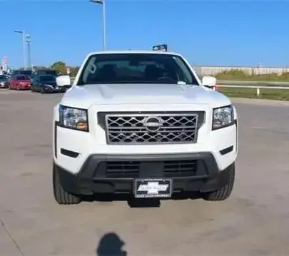 2022 Ниссан Frontier SV