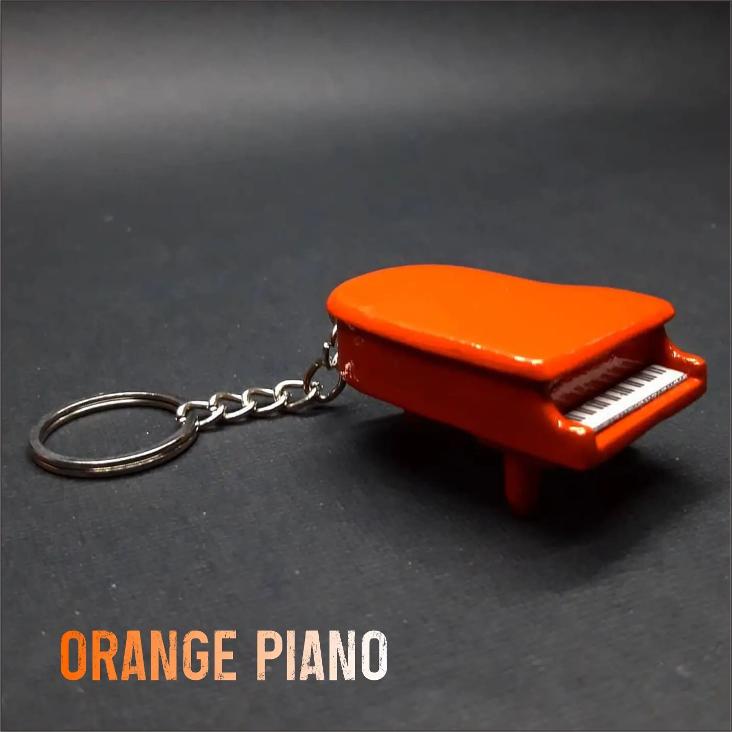 wooden Piano Keychain For Key decoration Gifts and Souvenir Musical Instrument beautiful Accessories