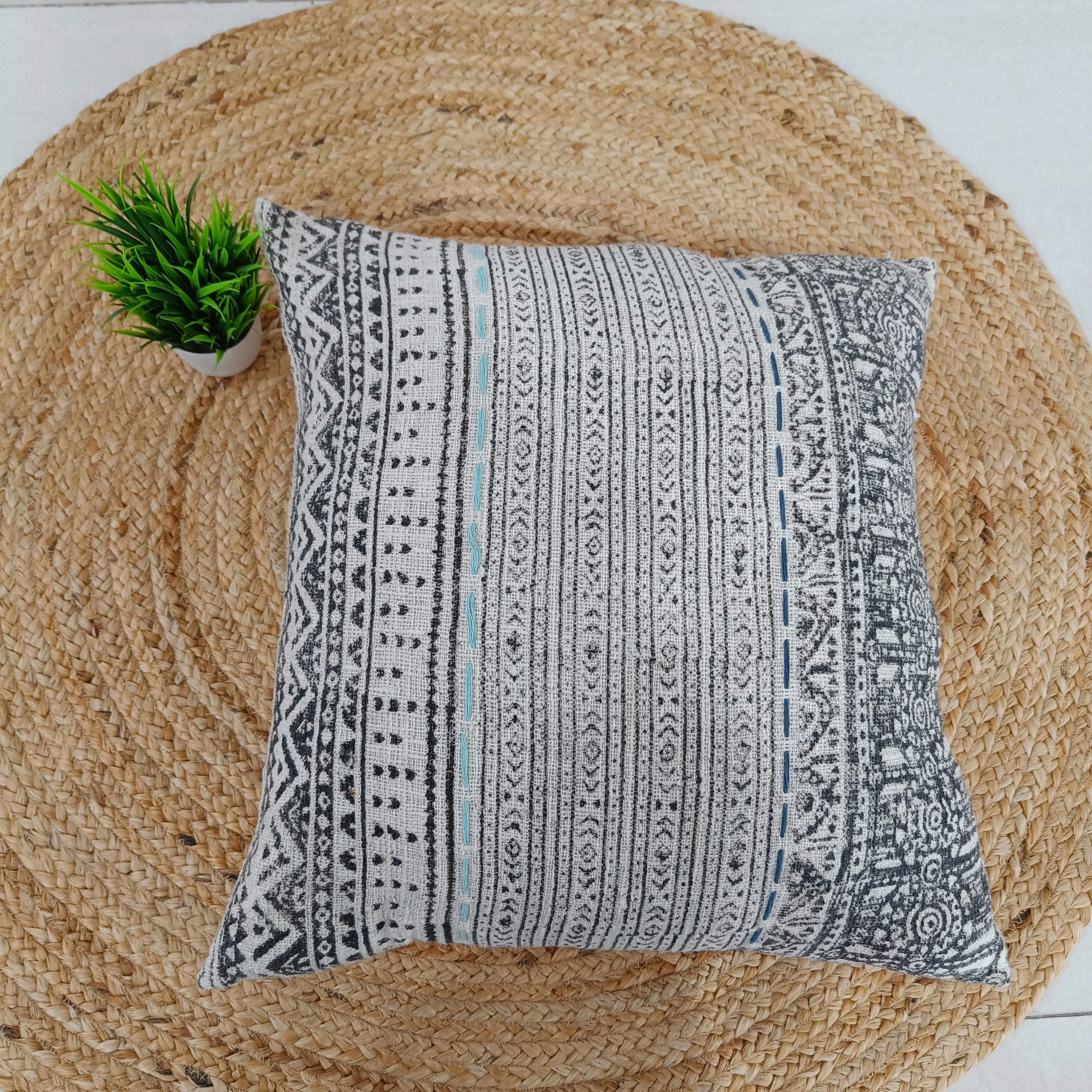 Hand Block Printed Cushion Cover Comfortable Hand Made Living Room Bed Room Pillow Cover Hand Loomed Indian Luxury Pillow Cases